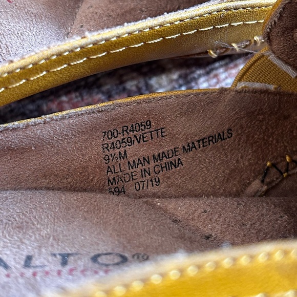 RIALTO Comfort Vette Women's Size 9.5 Amber Yellow Mule Slide - Picture 6 of 6